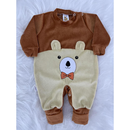 Macacão Bebê Plush Bordado Super Macio – Conforto e Aconchego para Enxoval (RN ao G)